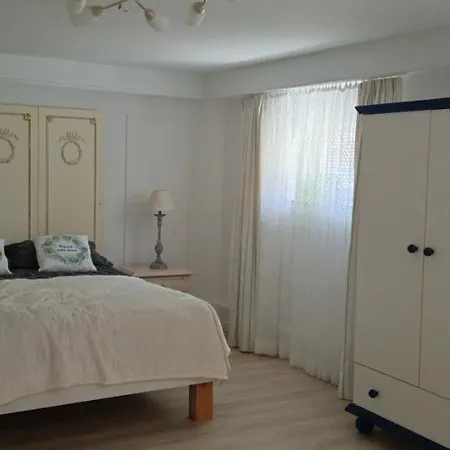 Apartment Anta *